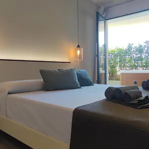 https://live-home-rooms.in-sardinia.net