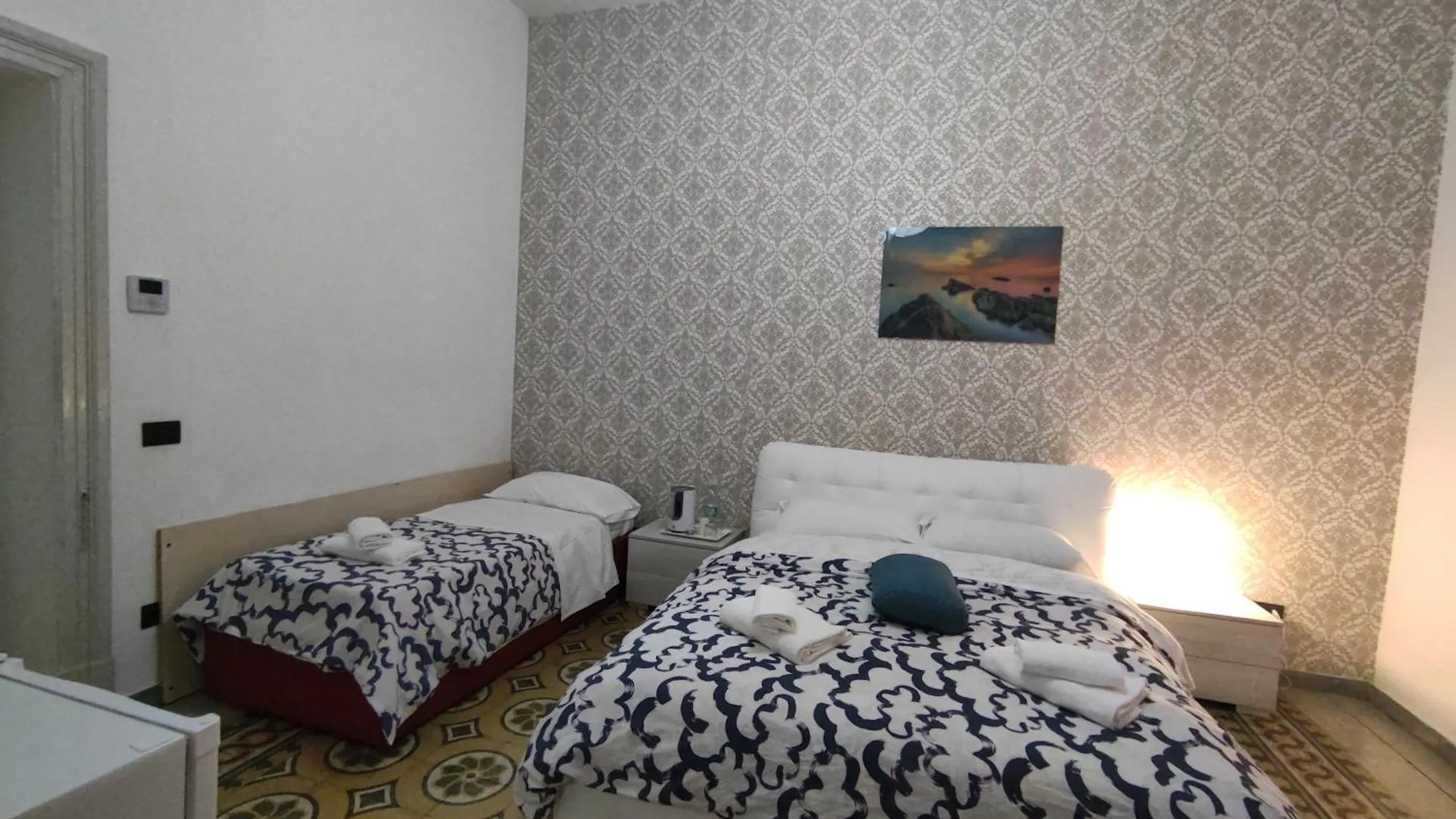 Hotel Anas Roma 0*,  Italia